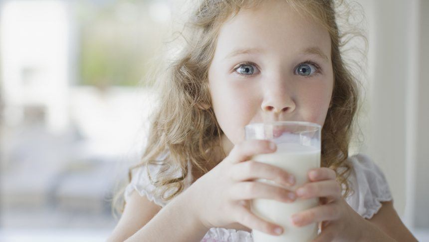 Intolerância à lactose e alergia ao leite entenda as diferenças